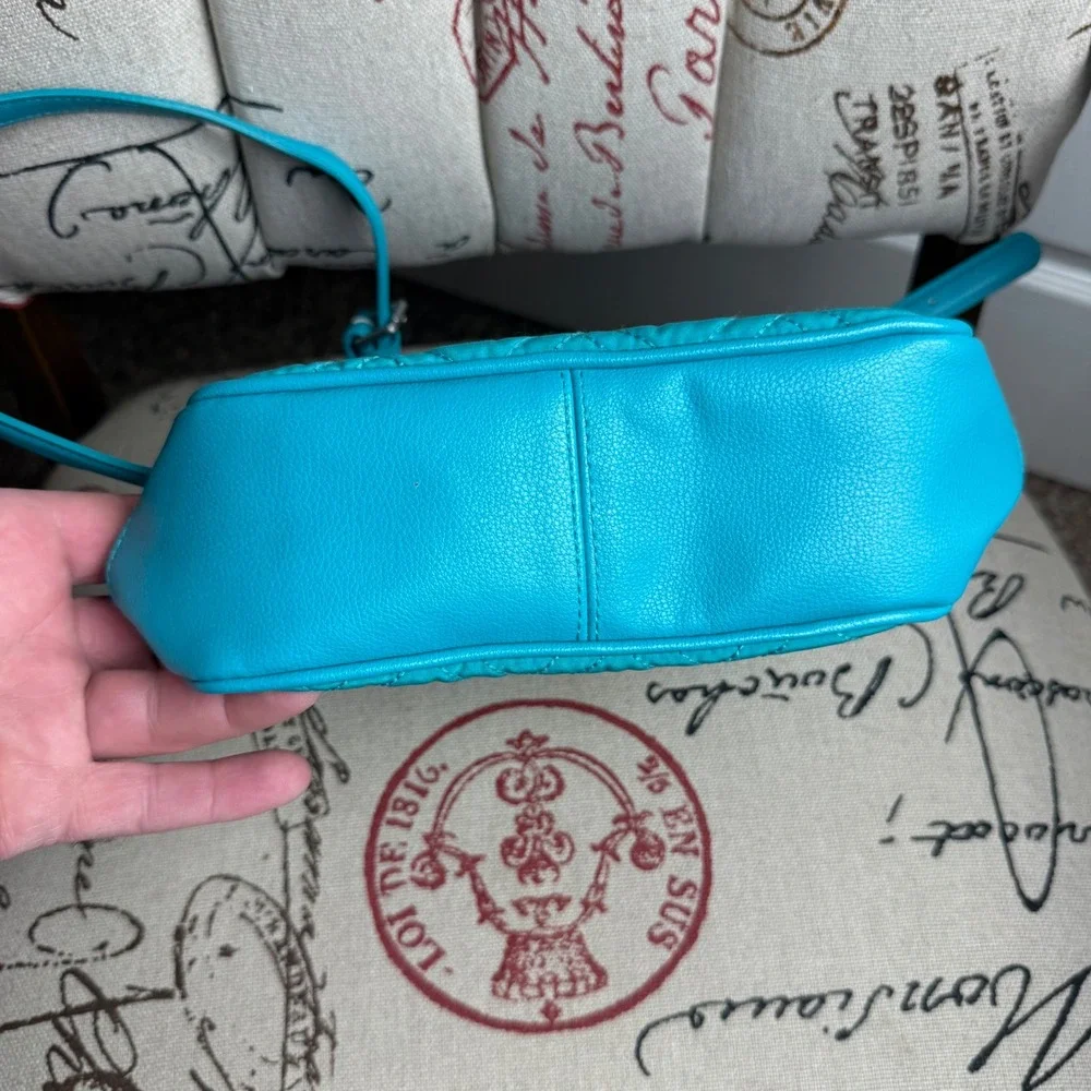 Vera Bradley Mini Vivian Crossbody Turquoise Sea Quilted Bag 21622-G54 NWT